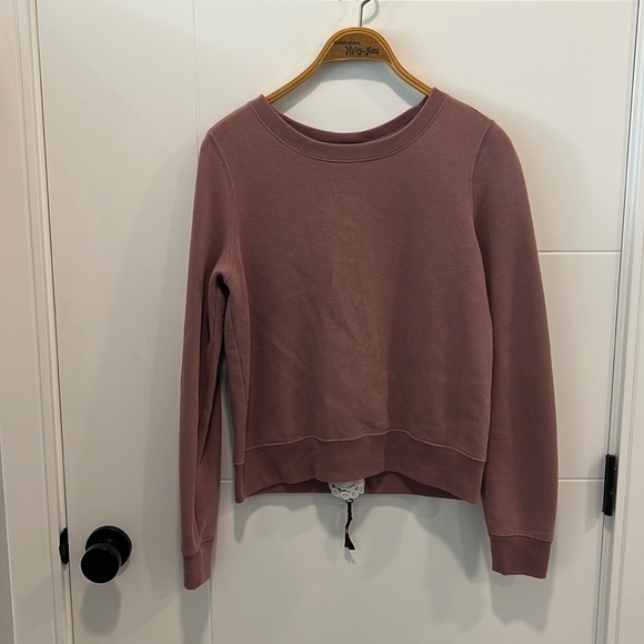 Abercrombie & Fitch long sleeve sweater with lace back size XS - Picture 2 of 10